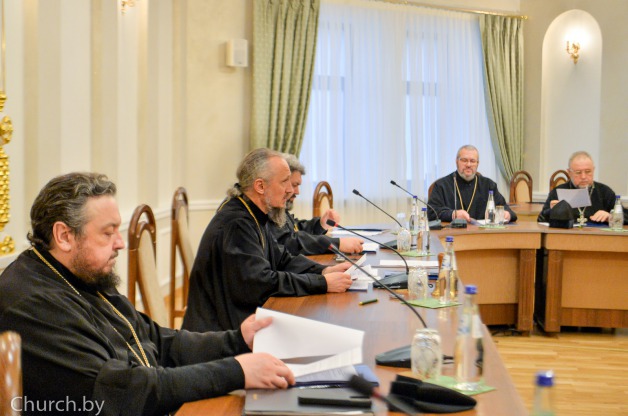 Митрополит Вениамин возглавил заседание Епархиального совета Минской епархии