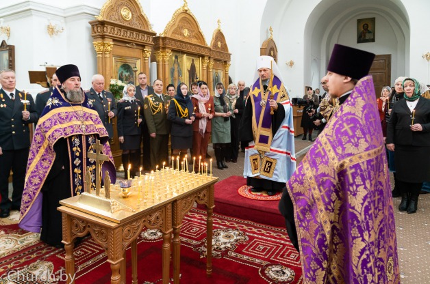 В Полоцком Спасо-Евфросиниевском монастыре состоялась встреча с семьями сотрудников и военнослужащих внутренних войск, погибших при исполнении служебного и воинского долга