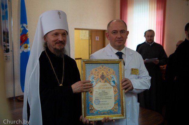 Патриарший Экзарх посетил Городскую клиническую инфекционную больницу города Минска