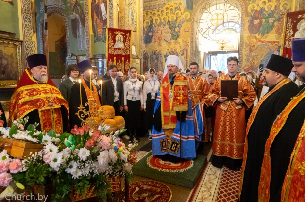 Патриарший Экзарх совершил всенощное бдение в храме святой равноапостольной Марии Магдалины города Минска