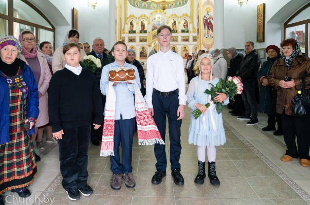 В предпразднство Воздвижения Патриарший Экзарх возглавил торжества по случаю 10-летия великого освящения храма Вознесения Господня города Несвижа